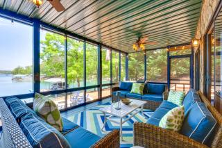 Beautiful Lake Keowee Home with Boat Dock and Fire Pit - Seneca - 9