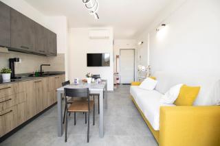 100 meters from the sea, AC, private parking and Wi-Fi - Civitanova Marche - 3