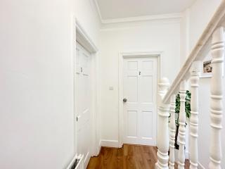 Wembley Stadium Area Maisonette, by Edens - Preston - 3
