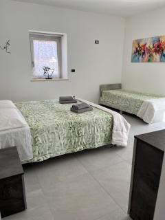 Nel borgo di Capri Leone - 6