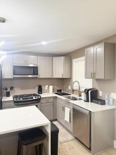 Atlanta Crystal Suite Near Downtown - 5