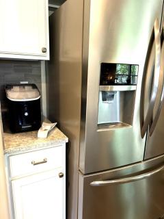 Hole in One Place with Hot Tub and Ping Pong - 5