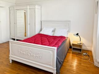 La maison Hortensias Vic-Sur-Cère - 4pers - 6