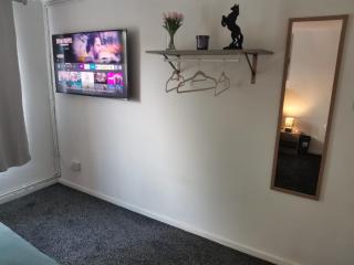 Brendon Rooms Luton Airport - - 2