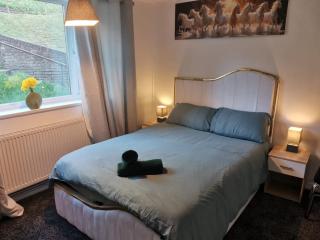 Brendon Rooms Luton Airport - 3