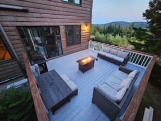 Bear Mountain Lodge. 560 Acre Wooded Estate. - Robbinston - 1