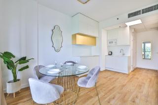 Kasprzaka 29 Wola Tower - Free Garage - By Perfect Apart 411 - Varsovie - 9