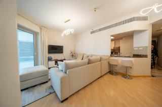Homes & Beyond l 2BR in the Heart of Dubai Marina - 2