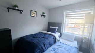Modern, Chic, 3bd, Metro Accessible and Free Parking - Washington - 8