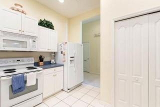 64 - Great 4 Bed Villa with South Facing Pool and Spa - Davenport - 4