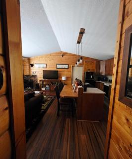 Bear Escapes II Affordable Luxury Cabin - Sugarloaf - 4
