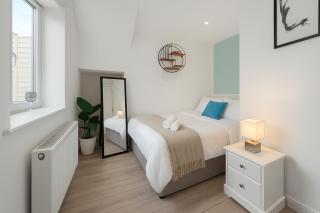 Stylish Large 3-bed Apartment, Quick Access to London Sights, Free Parking - Londra - 6