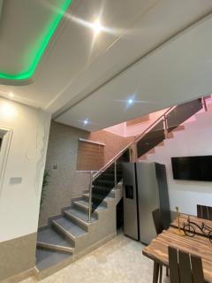 Trio Grove - Tema - 6