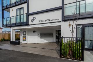 Prestons Residence - Christchurch - 8