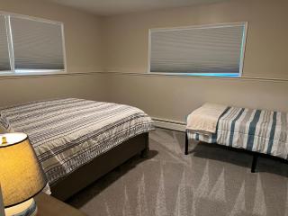 Downtown Coastal Trail 2 BDR 1 BTH Sleeps 2-6 - 6
