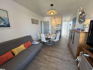 Appartement moderne 3 pièces, vue mer, parking privé, 5 couchages - FR-1-224C-348 - 7