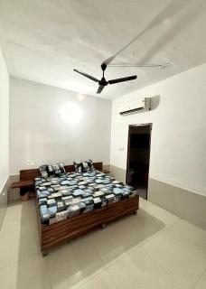 Comfort Stay Guest House - Sirhind - 0