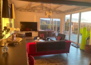 VILLA PERLA SAINT-TROPEZ CAVALAIRE sur MER, 3-5 chambres, vue mer, piscine chauffée avril à octobre - 9