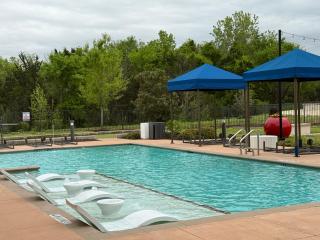 No-Judgment Zone - Relaxing Vibes & Prime Location - Cedar Hill - 1