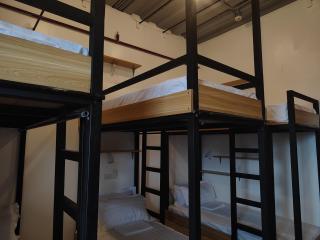 X-Crib Hostel - Moalboal - 3