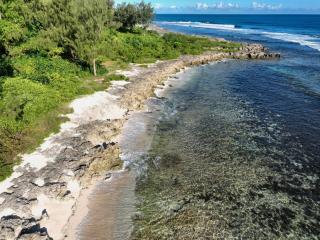 Surf 1 and Surf 2 - Port Vila - 4
