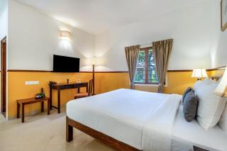 Mango Hill Shallow Beach Resort - Marakkānam - 9