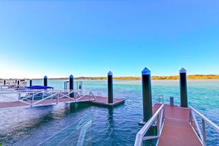 Unwind in Paradise - 2