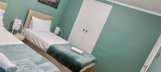 Deluxe Apartment - 1 Min Away From Camden Market and Station - London - 3
