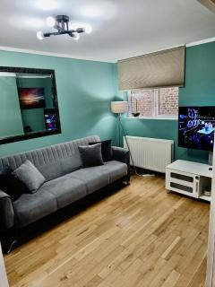 Deluxe Apartment - 1 Min Away From Camden Market and Station - London - 1