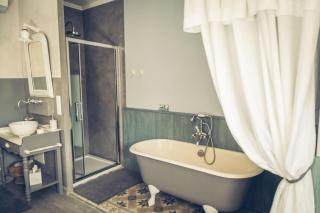 CHAMBRES D'HÔTES L'Oréliane en Provence Only Adult - Châteauneuf-de-Gadagne - 5