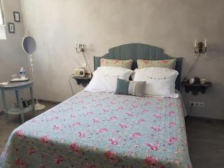 CHAMBRES D'HÔTES L'Oréliane en Provence Only Adult - Châteauneuf-de-Gadagne - 7