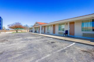 Cozy Garden Inn By OYO Hwy 40 Richmond - 9