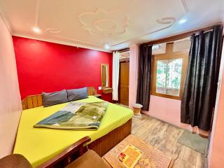 V Cottage - 2