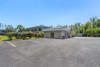 Econo Lodge - Jennings - 3