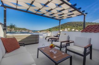 Villa Dalmatian Child with swimming pool, close to the beach - Vinišće - 9