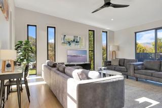 Mountain Mist Retreat - 6 Bedrooms - Bright - 1