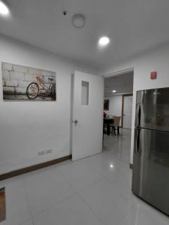 Apartosuites Makati Legazpi - Manila - 1