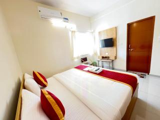 Sai Grand Villa Hotel Near Bangalore Airport - Bangalore - 1