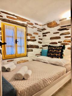 Ioulis Century Home - Yulis - 5