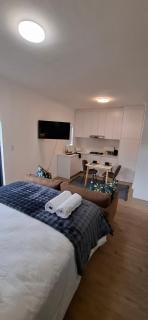 Blouberg Luxury Studio Apartment - 3