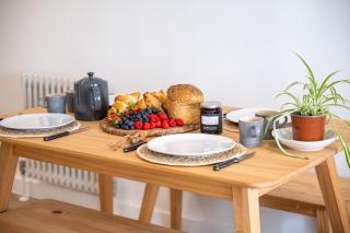 Stylish Coastal Living In The Heart Of Dartmouth - Dartmouth - 3