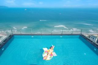 Canvas Danang Beach Hotel - 0