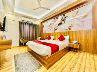 Hotel Grand Havenwood suites Near Delhi Airport - New Delhi - 7