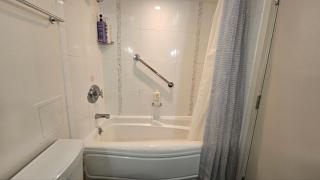 Ala Moana Hotel by Final Form - 1