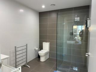 Cosy 3-Bedroom with 3 double bed with great location at Rosebery Apartment - Sydney - 4