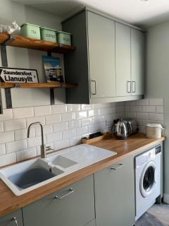 Your Saundersfoot getaway - relax explore and make memories at Berts Bungalow - Saundersfoot - 5