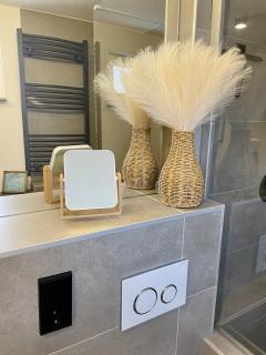 stylish living oasis - 7