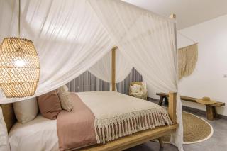 Sleeps 20 people close to Finns Beach Club & Atlas - Canggu - 8