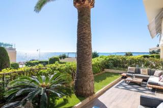 3-Br Apartment with Private Pool & Sea View - Cannes - 0