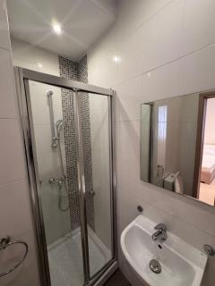Brand New - Sliema, Modern Apartments , Great Location ! - Sliema - 9